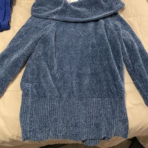 XL sweater